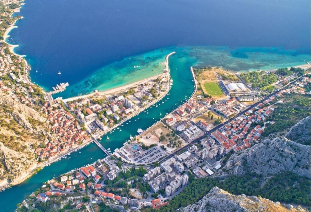 Ferienwohnung Natalie Omiš Exterior foto